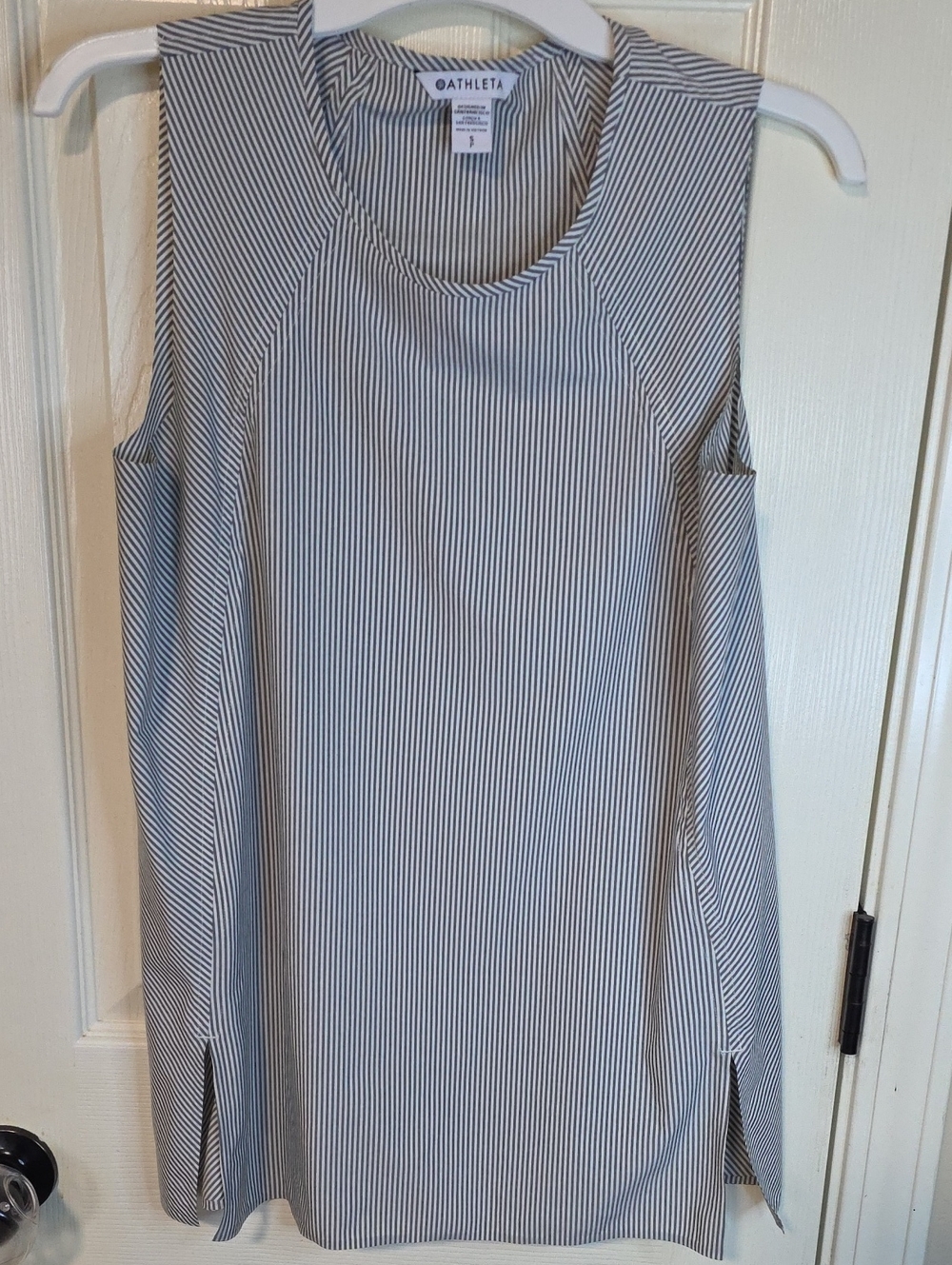Athleta Black & White Pinstripe Sleeveless Tunic Tank